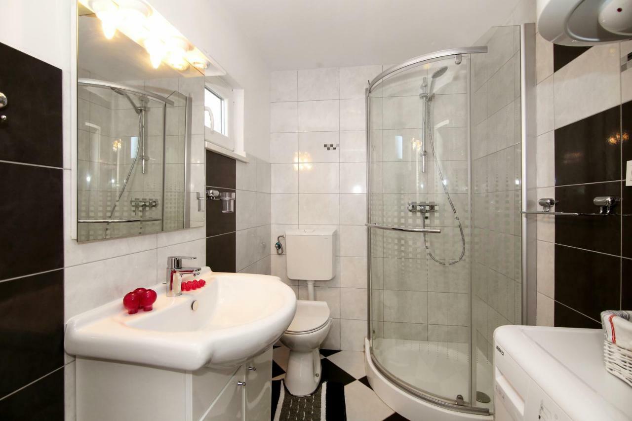 Luxury House With Pool Villa Trogir Bagian luar foto